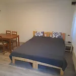 Ujkishaz Cottage - Budapest