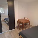 Ujkishaz Cottage - Budapest
