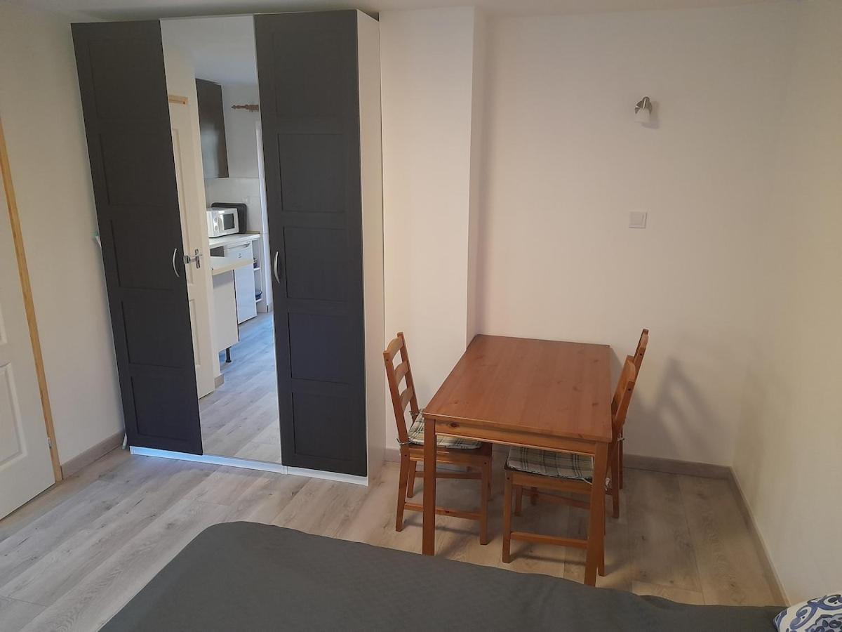 Ujkishaz - Apartment Budapest